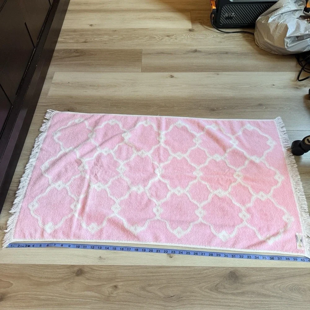 Cannon Pink Floral Bath Towel Vintage Cotton Fringe Lattice Pattern 25x40